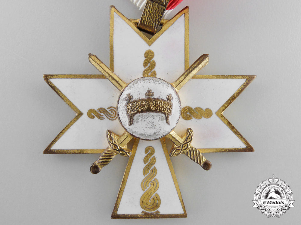 a_croatian_order_of_king_zvonimir's_crown;3_rd_class_with_swords(_military_division)_j_035
