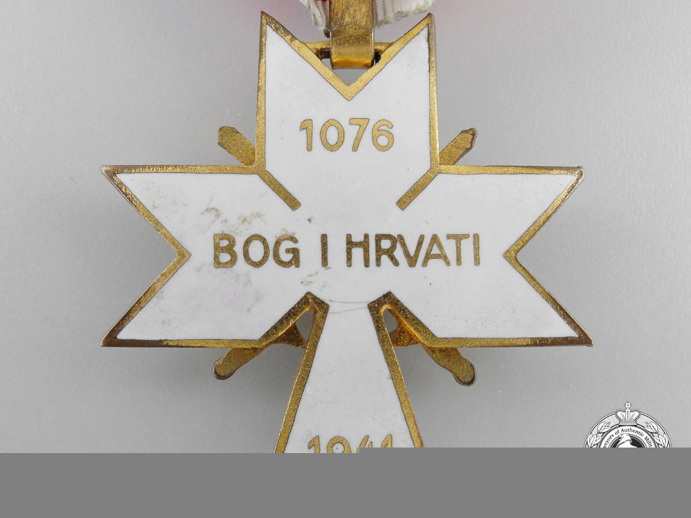 a_croatian_order_of_king_zvonimir's_crown;3_rd_class_with_swords(_military_division)_j_036