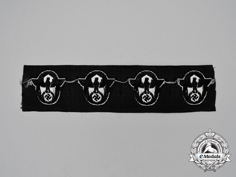 a_grouping_of_four_uncut&_unissued_m43_police/_gendarmerie_overseas_cap_insignia_j_114_1