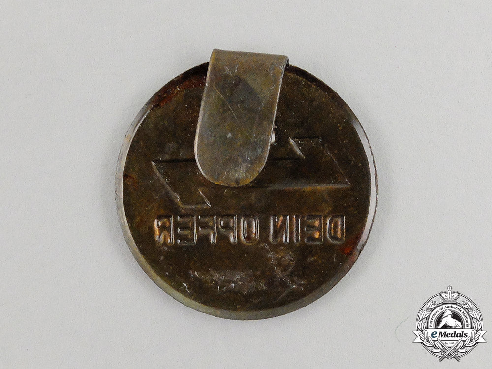 a_period_dj(_german_youngsters)_donation_lapel_badge_j_184