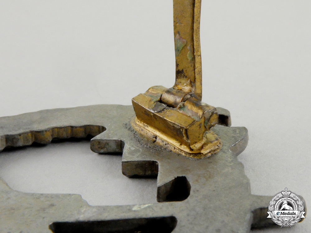 a_second_war_kriegsmarine_coastal_artillery_war_badge_j_508_1