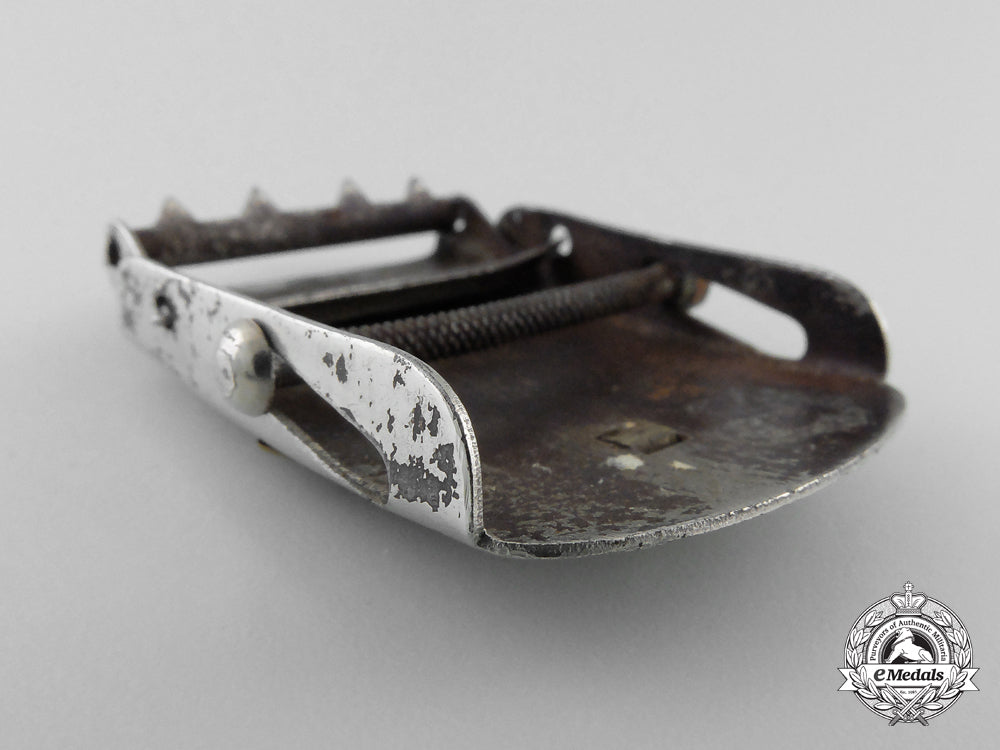 an_unidentified_stahlhelm_belt_buckle_j_665