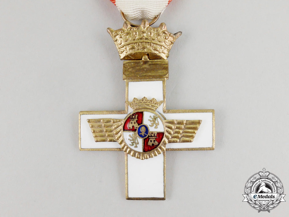 spain,_franco_period._a_cross_of_aeronautical_merit,_i_class_cross_with_white_distinction_k_096_2