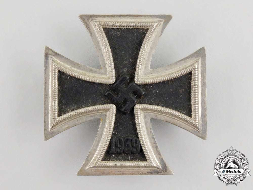an_iron_cross1939_first_class_by_paul_meybauer_of_berlin_k_176_1