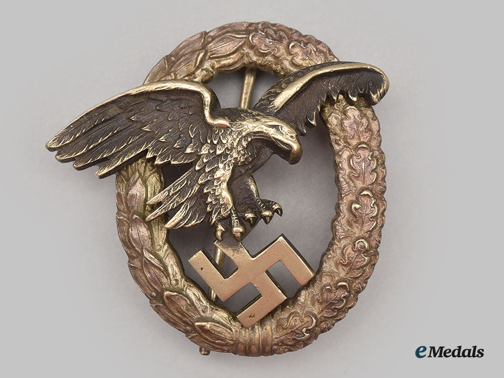 germany,_luftwaffe._an_observer’s_badge,_with_case,_by_wilhelm_deumer_l22__mnc4295_168