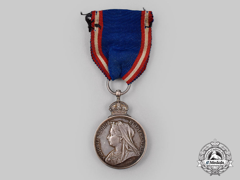 united_kingdom._a_royal_victorian_medal,_silver_grade,_to_police_officer_first_class_lot_king_l22_l22_mnc9846_621_071