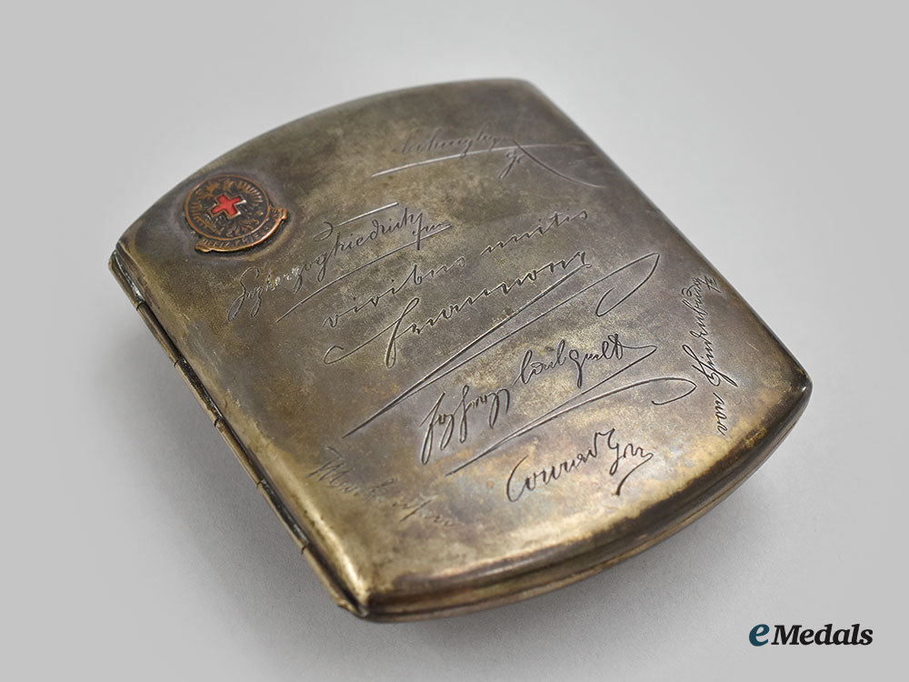 austria,_imperial._a_first_war_cigarette_case_with_multiple_signatures_l22_mnc0000j_512_1