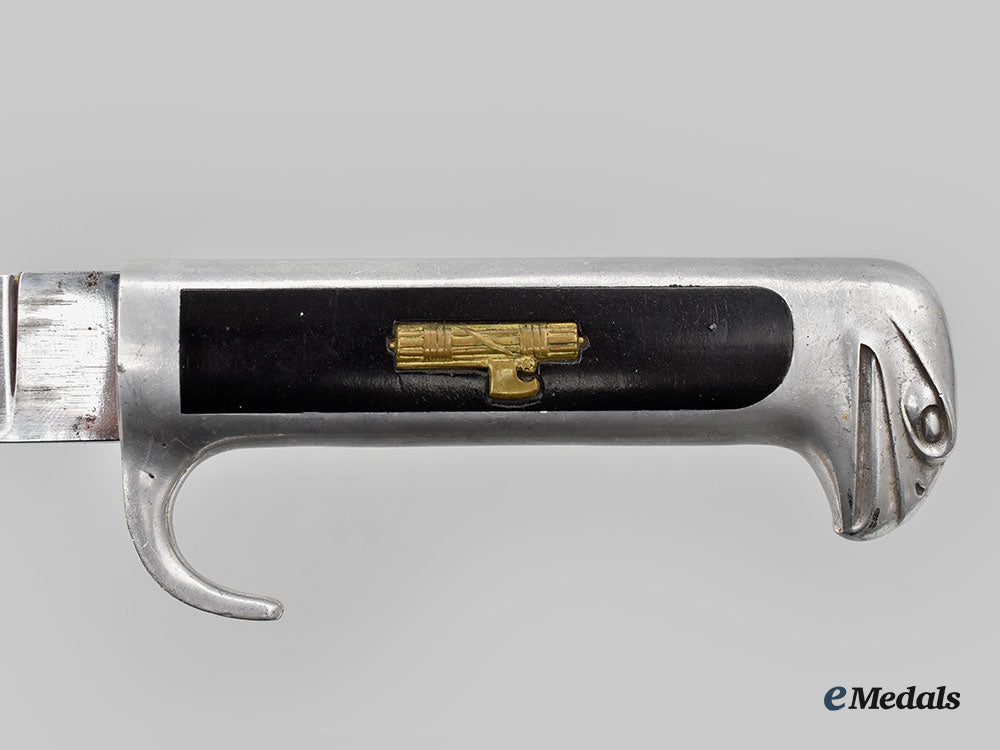 italy,_kingdom._an_msvn_model1937_leader’s_dagger,_with_hanger_l22_mnc0095_286_1