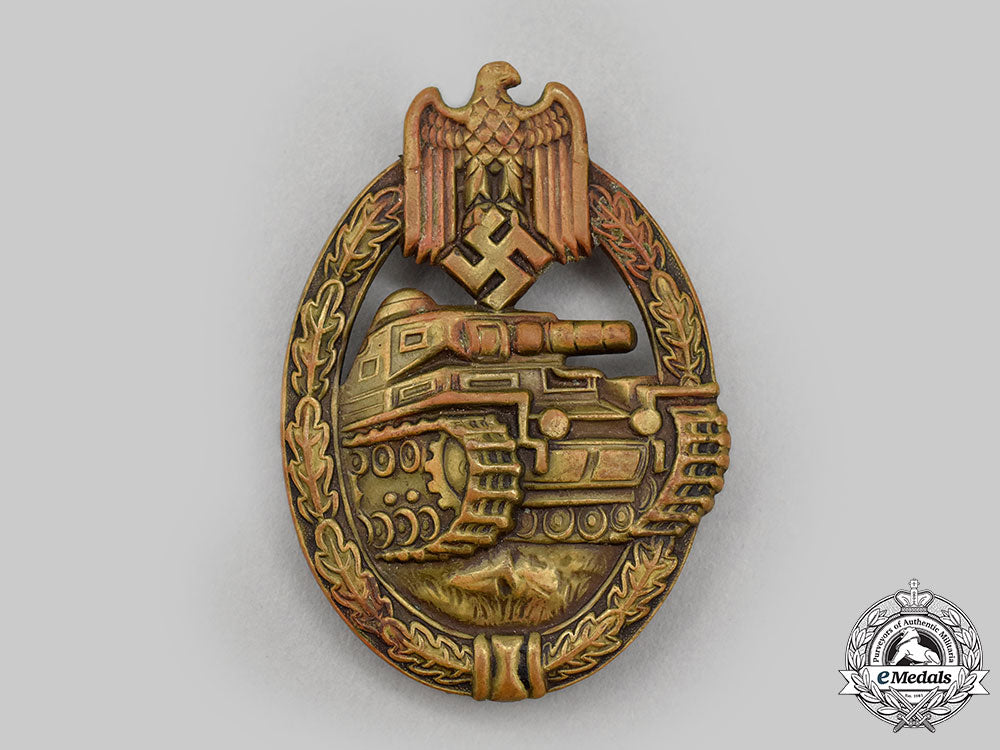 germany,_wehrmacht._a_panzer_assault_badge,_bronze_grade_l22_mnc0149_088