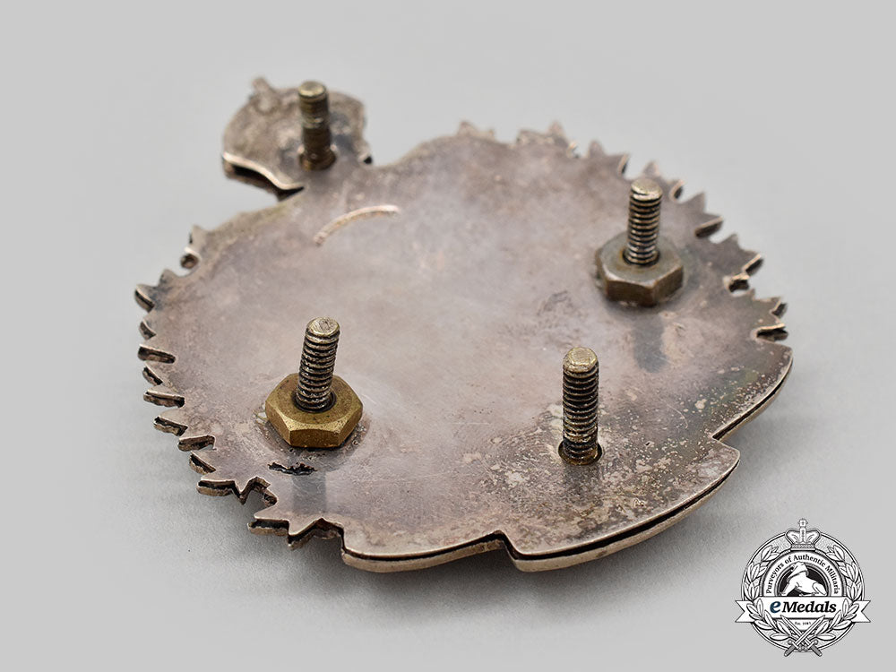 canada,_dominion._a103_rd_regiment(_calgary_rifles)_cross-_belt_badge,_c.1912_l22_mnc0178_934_1