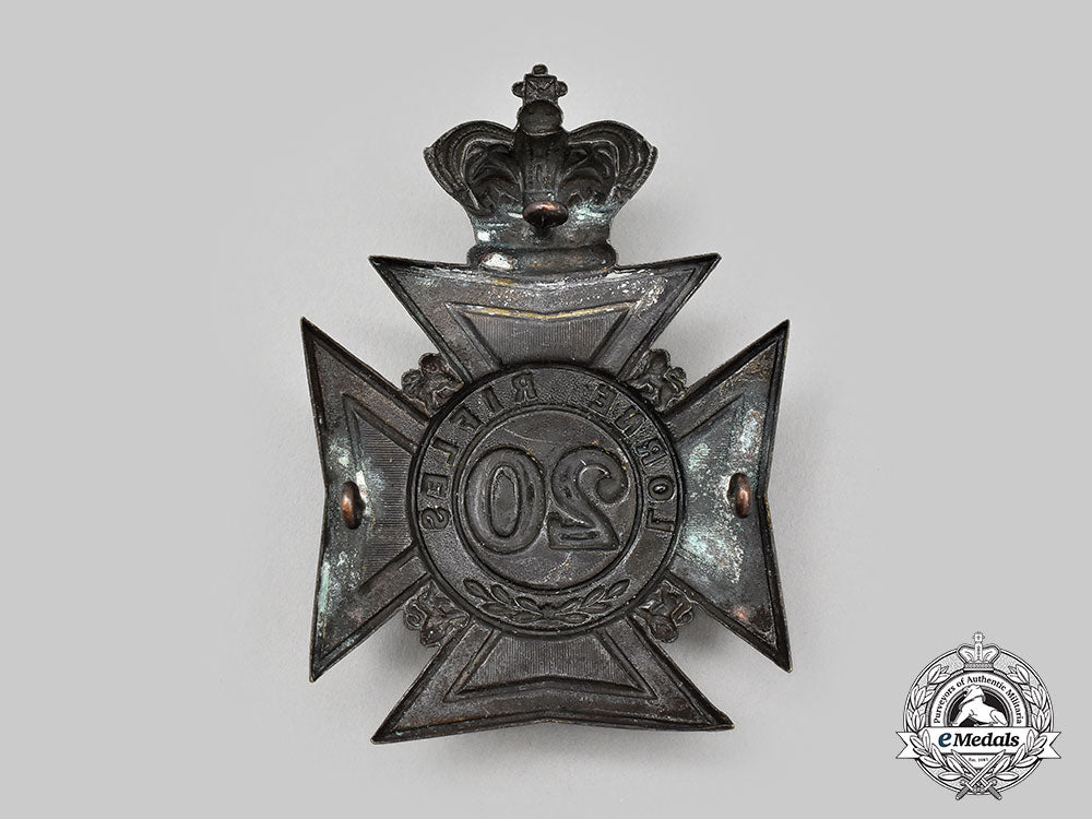 canada,_dominion._a20_th_halton_battalion,_lorne_rifles_shoulder_belt_plate_with_queen's_crown,_c.1881_l22_mnc0241_961_1