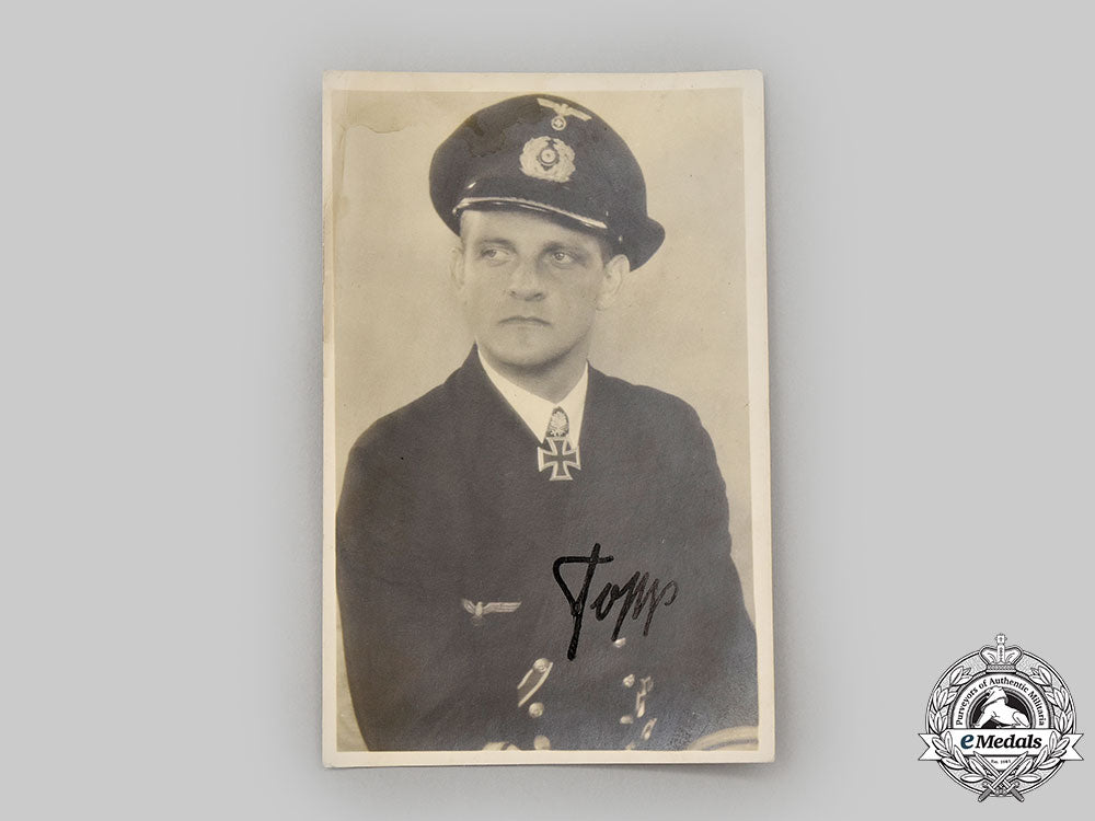 germany,_heer._a_rare_camouflage_smock_and_award_documents_to_sniper_obergefreiter_august_pamann,33_confirmed_kills_l22_mnc0302_177_1