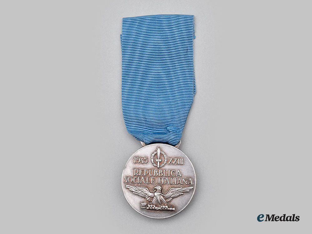 italy,_fascist_state._a1945_medal_for_honour_and_freedom,_by_g._verginelli_l22_mnc0314_791_1