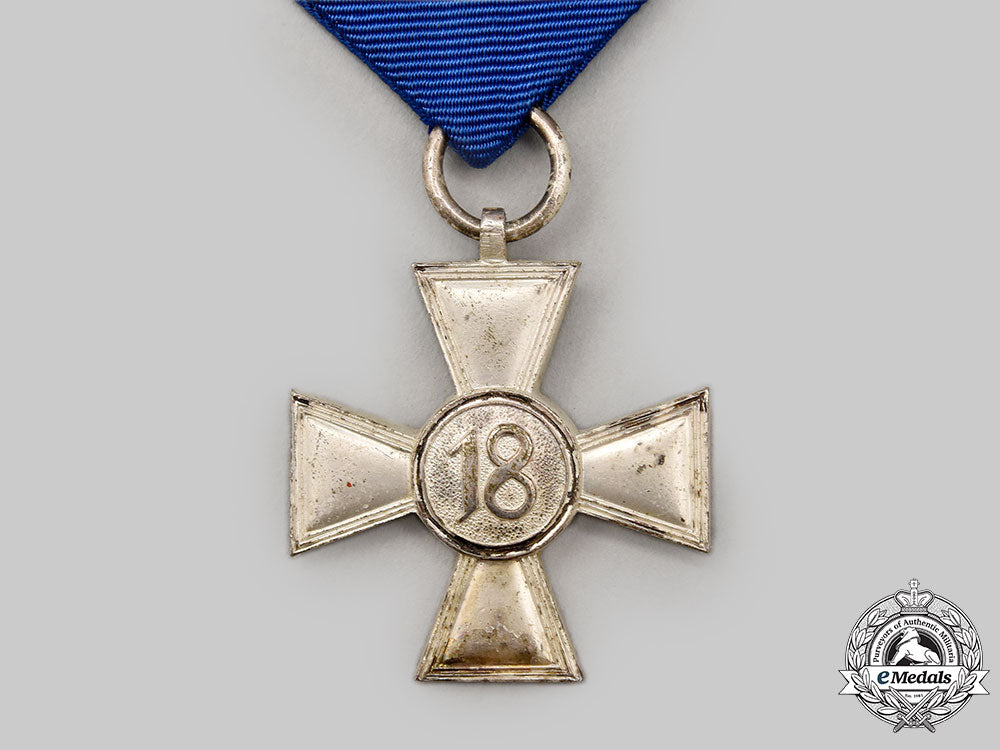 germany,_wehrmacht._a_long_service_decoration,_ii_class_for18_years_l22_mnc0342_065