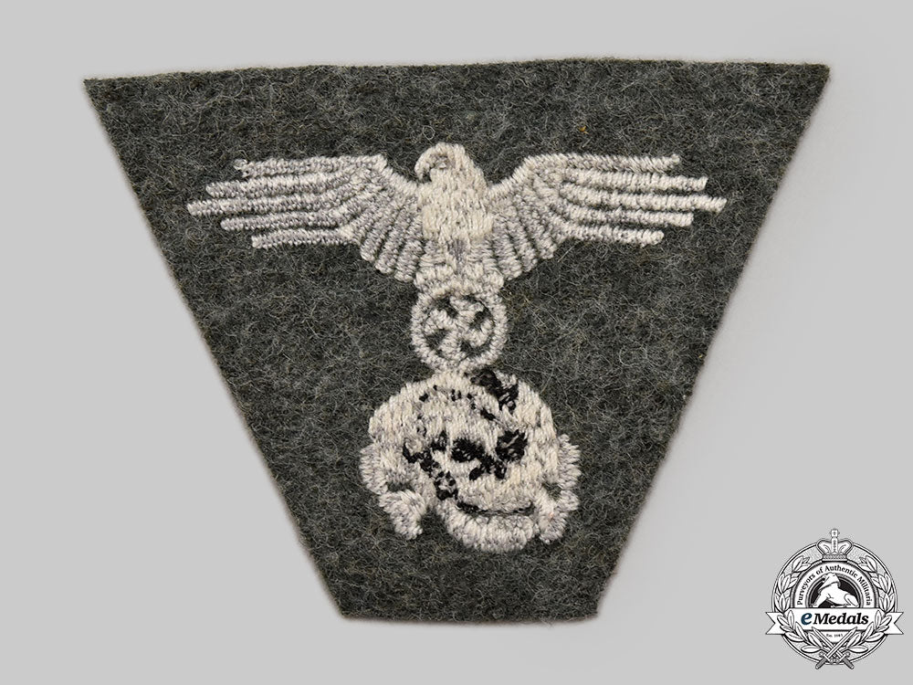 germany,_ss._a_waffen-_ss_em/_nco’s_dachau-_style_m43_cap_insignia_l22_mnc0344_066