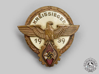 germany,_hj._a1939_national_trade_competition_victor’s_badge,_by_hermann_aurich_l22_mnc0377_224