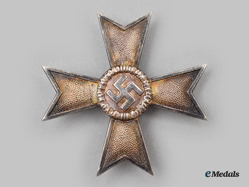 germany,_wehrmacht._a_war_merit_cross_i_class,_by_deschler&_sohn_l22_mnc0483_925_1_1