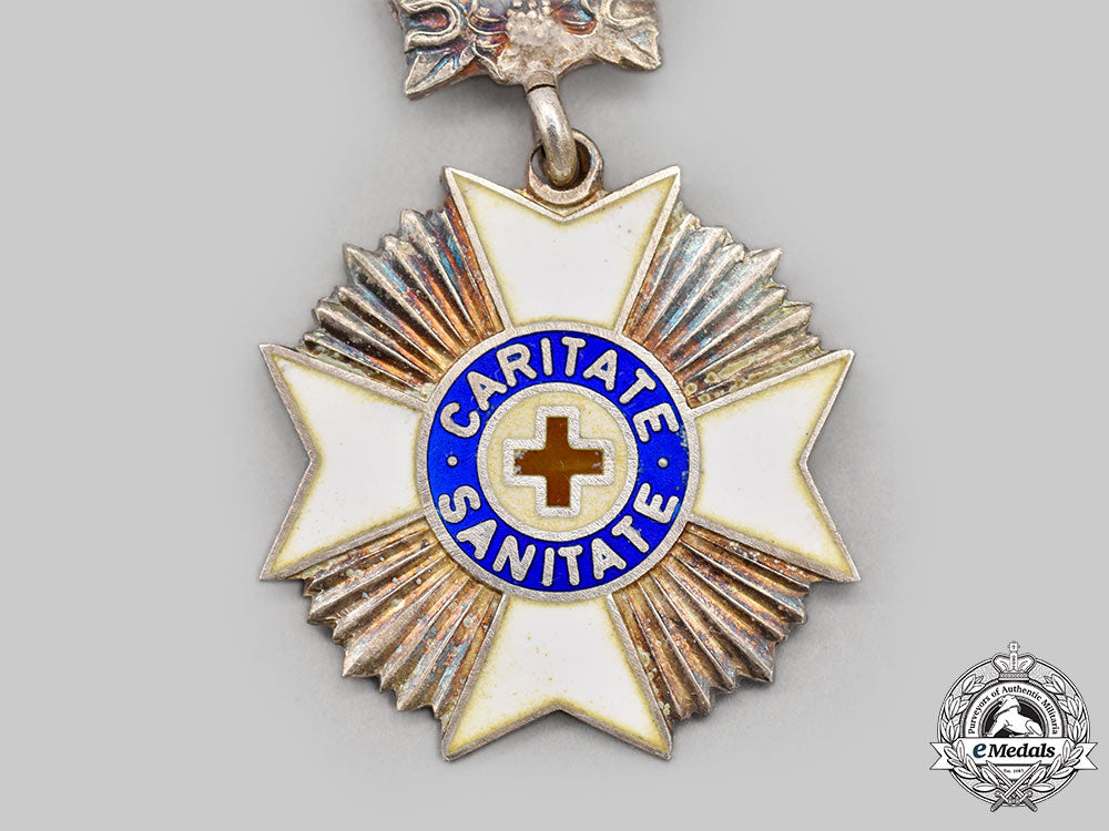 iceland,_republic._a_cross_of_the_icelandic_red_cross,_ii_class_l22_mnc0746_278