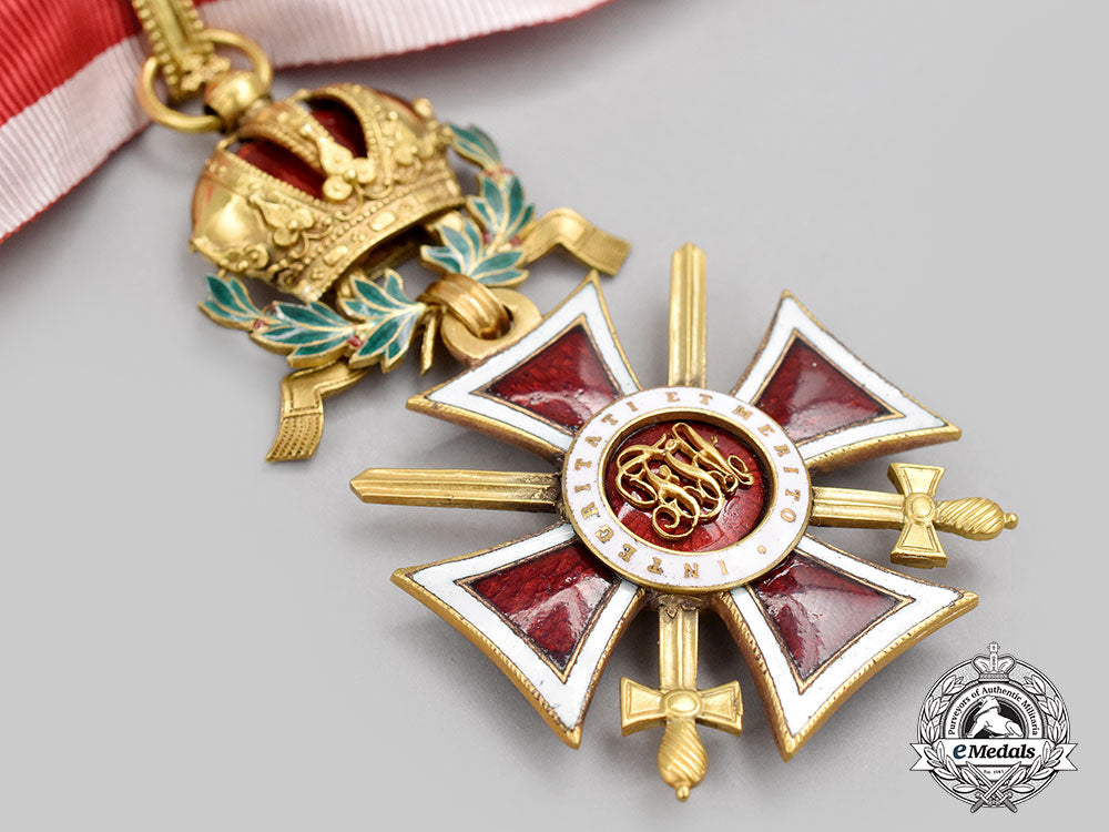 austria,_imperial._an_order_of_leopold,_commander’s_cross_with_war_decoration_and_swords,_collector’s_example_c.1970_l22_mnc0782_478