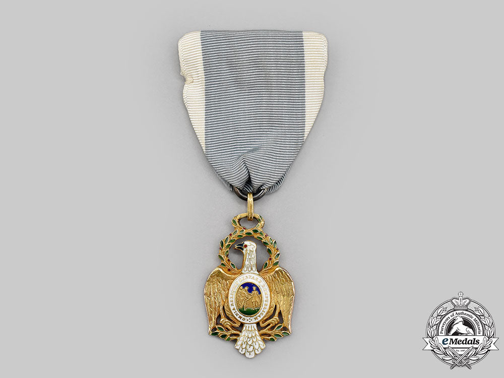 united_states._a_society_of_the_cincinnati_eagle,_new_york_eagle_in_gold_c.1935_l22_mnc0852_489_1