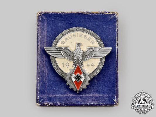 germany,_hj._a1944_national_trade_competition_victor’s_badge,_silver_grade_with_case,_by_gustav_brehmer_l22_mnc0912_360