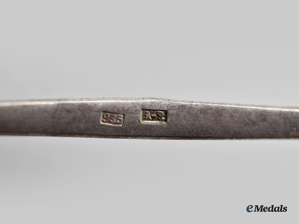 austria,_imperial._a_military_merit_cross,_i_class_cross_with_iii_class_war_decoration,_by_a._reitterer,_c.1930_l22_mnc0992_855