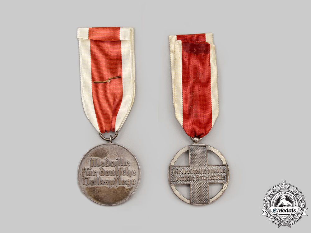 germany,_third_reich._a_pair_of_social_welfare_medals_l22_mnc1143_515