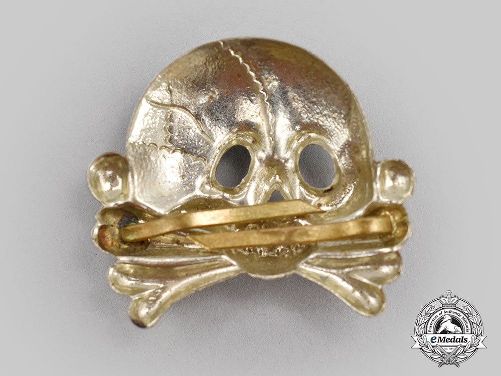 germany,_heer._a5_th_cavalry_regiment_totenkopf_insignia_l22_mnc1176_843