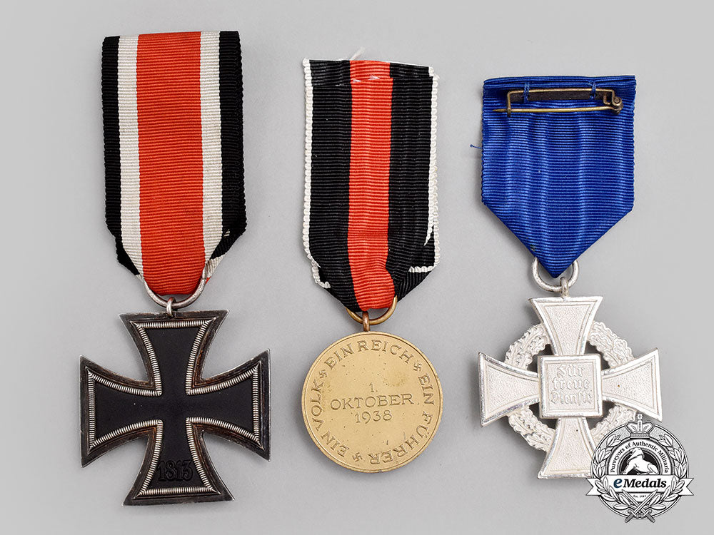 germany,_third_reich._a_mixed_lot_of_decorations_l22_mnc1198_852