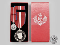 Canada, Commonwealth. A Queen Elizabeth Ii Diamond Jubilee Medal