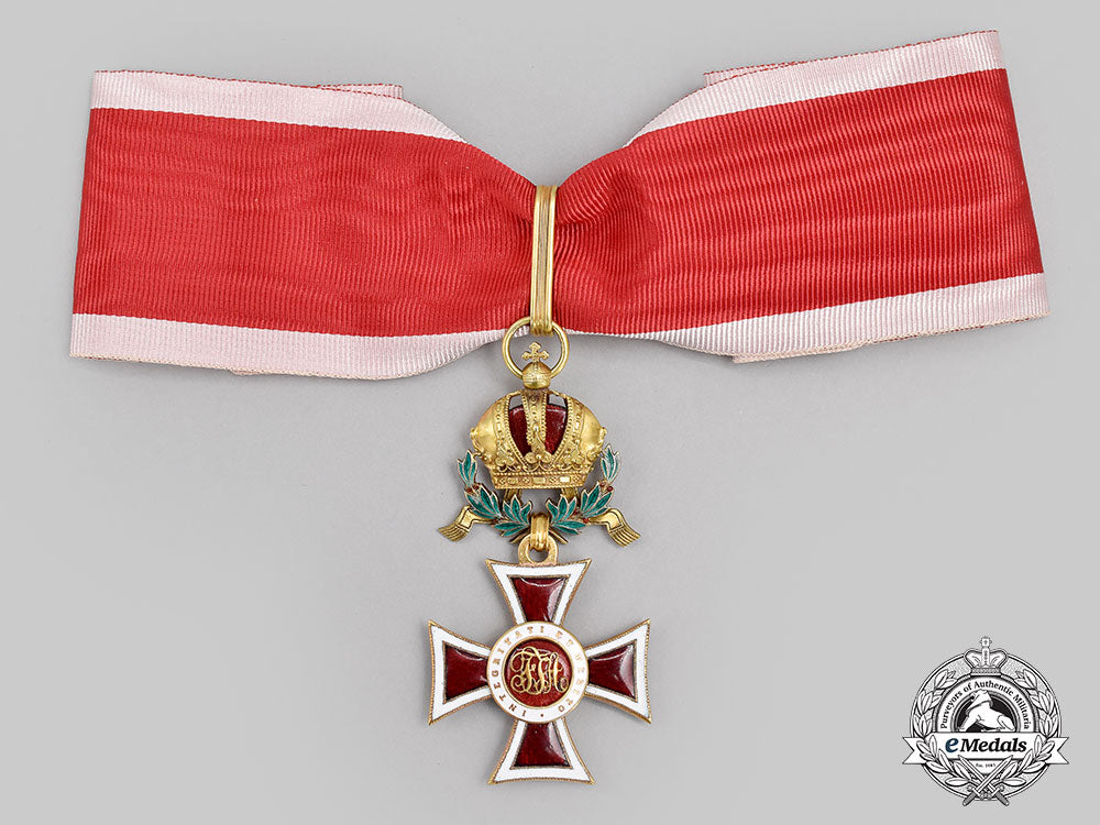 austria,_imperial._an_order_of_leopold,_commander_cross_with_war_decoration,_c.1980_l22_mnc1398_970_1