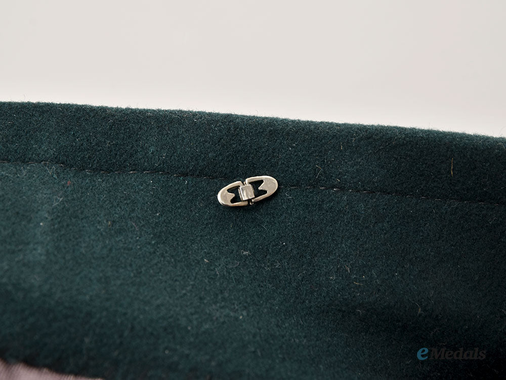 germany,_heer._a_panzergrenadier-_regiment108_hauptmann’s_service_tunic_l22_mnc1408_286