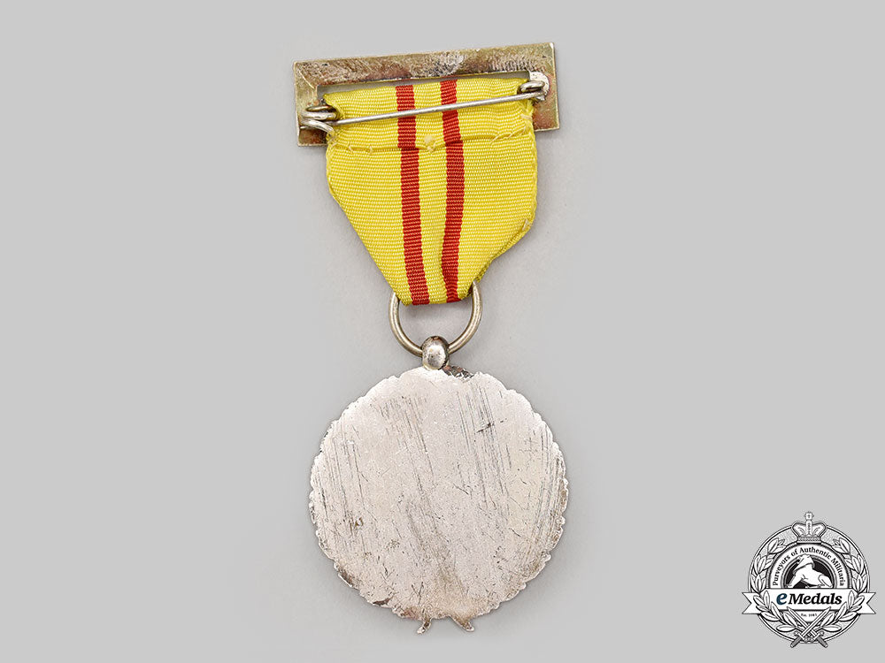 spain,_facsist_state._a_medal_of_suffering_for_the_nation,_ii_class,1936-1937_period_issue_l22_mnc1447_657_1_1_1