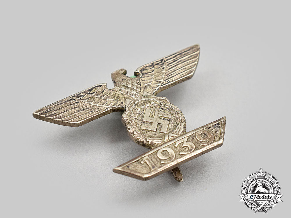 germany,_wehrmacht._a1939_clasp_to_the_iron_cross_i_class,_type_ii,_by_b.h._mayer_l22_mnc1471_717