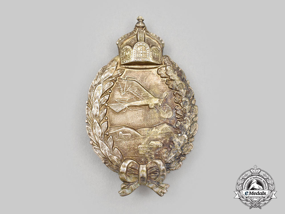 germany,_luftstreitkräfte._a_prussian_pilot’s_badge,_with_recipient_photograph,_c.1918_l22_mnc1576_778_1