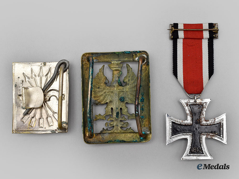 spain,_spanish_state._a_mixed_lot_of_blue_division_items_l22_mnc1782_255_1_1