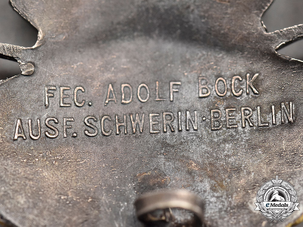 germany,_third_reich._a_mixed_lot_of_decorations_l22_mnc1931_868