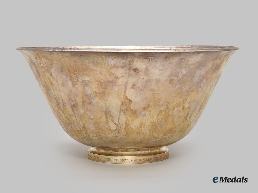 canada,_commonwealth._a_large_silver_decorative_bowl_to_mr&_mrs._russ_cornell,_by_georg_jensen_l22_mnc1955_580_1