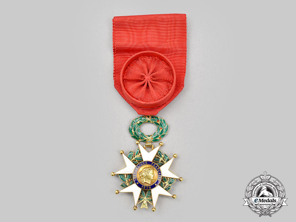 france,_iii_republic._an_order_of_the_legion_of_honour,_iv_class_officer,_c.1915_l22_mnc2350_148_1