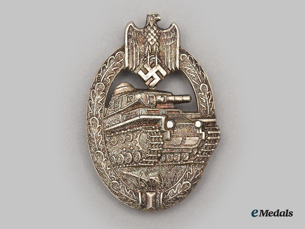 germany,_wehrmacht._a_panzer_assault_badge,_silver_grade_l22_mnc2377_752