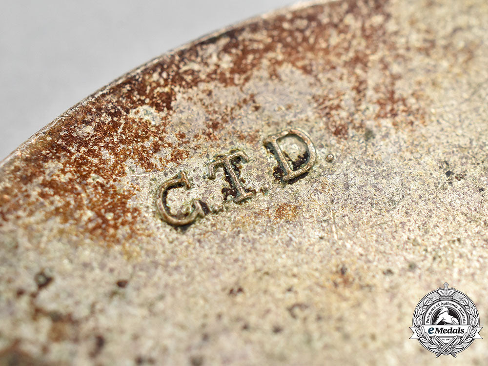 germany,_drk._a_nurse’s_badge,_numbered_version,_by_christian_theodor_dicke_l22_mnc2533_293_1