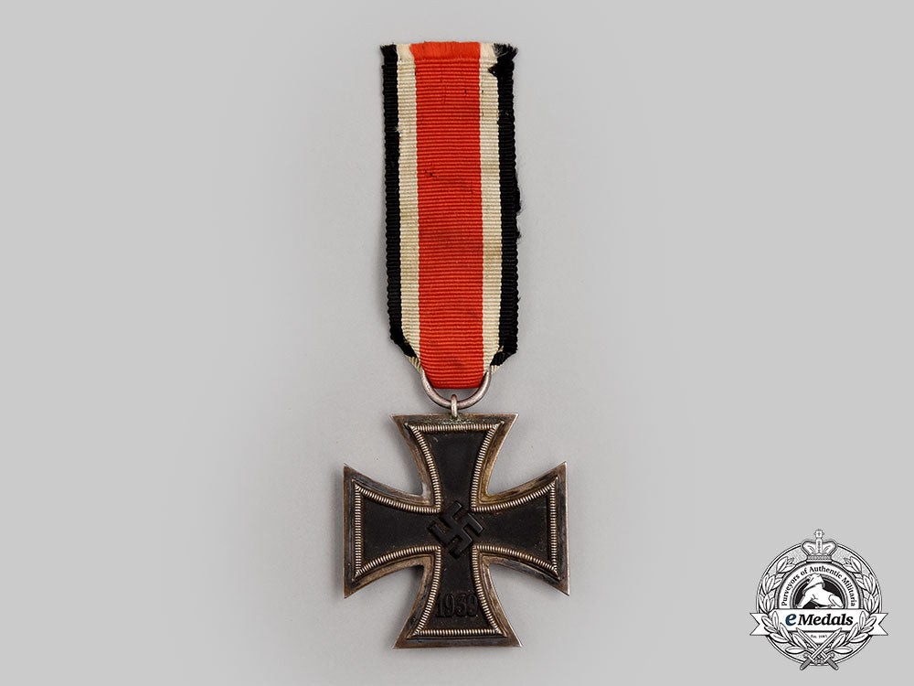 germany,_wehrmacht._a1939_iron_cross_ii_class,_with_award_document,_to_obergefreiter_denk_l22_mnc2803_568