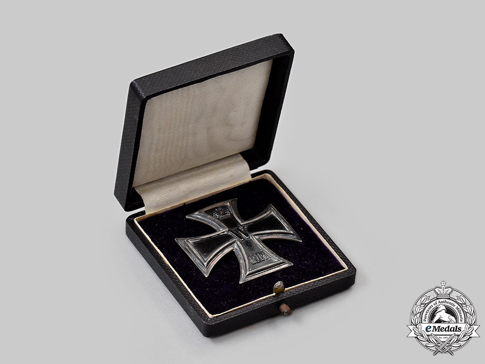 germany,_imperial._a1914_iron_cross_i_class,_with_case_l22_mnc3197_520