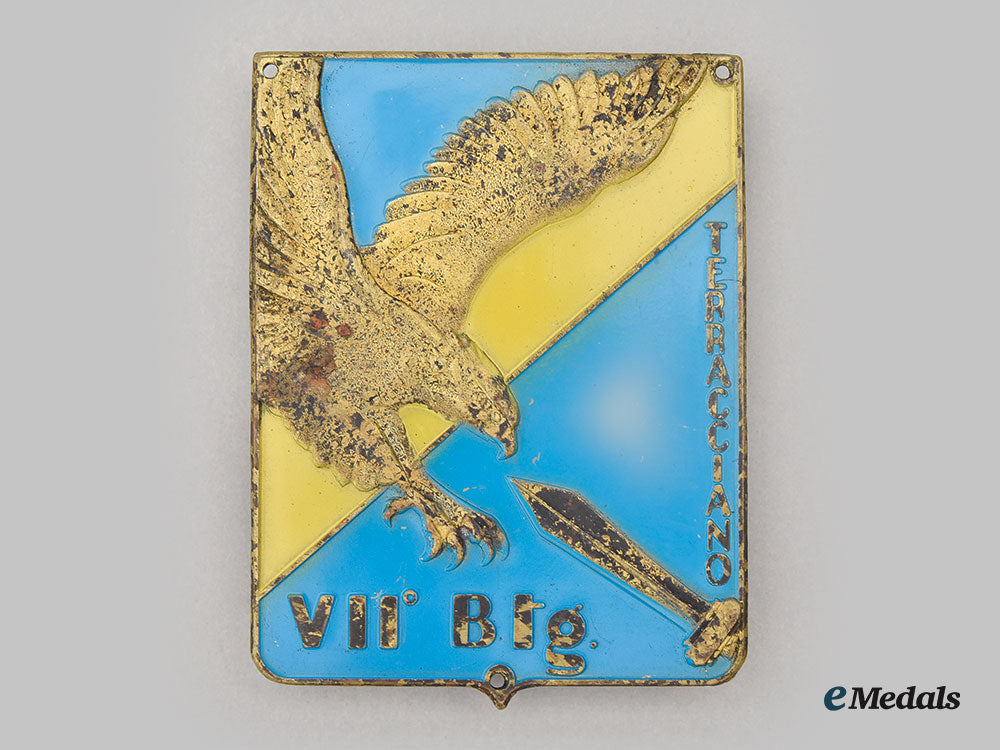 italy,_fascist_state._a_rare_rsi7_th_battalion_anti_paratrooper_badge._l22_mnc3206_151_1