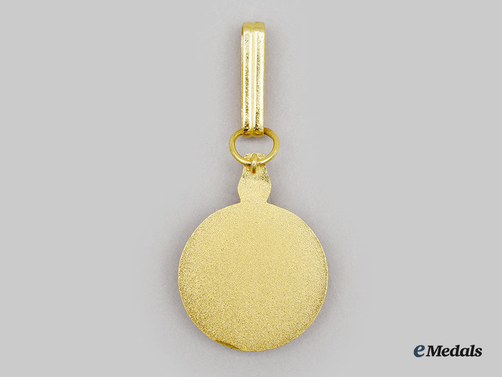 tunisia,_republic._an_order_of_cultural_merit,_ii_class_set,_by_bertrand_l22_mnc3356_905