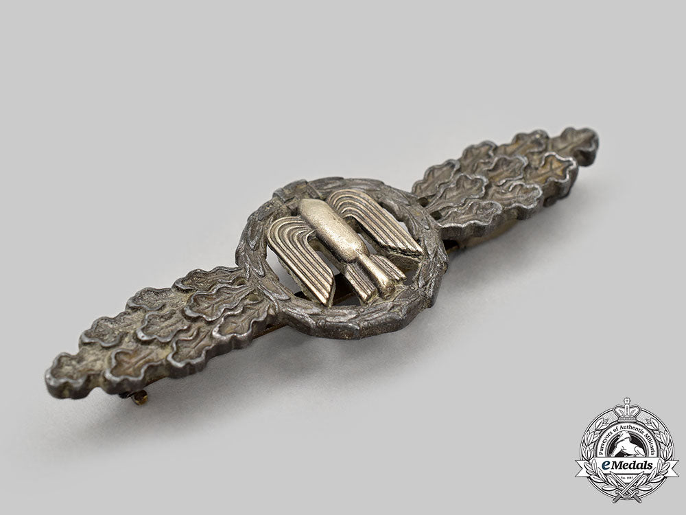 germany,_luftwaffe._a_bomber_clasp,_gold_grade_l22_mnc3445_656