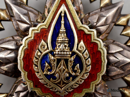 thailand,_kingdom._a_most_noble_order_of_the_crown_of_thailand,_i_class_knight_grand_cross,_iii_period(1941-_on)_l22_mnc3505_983_1