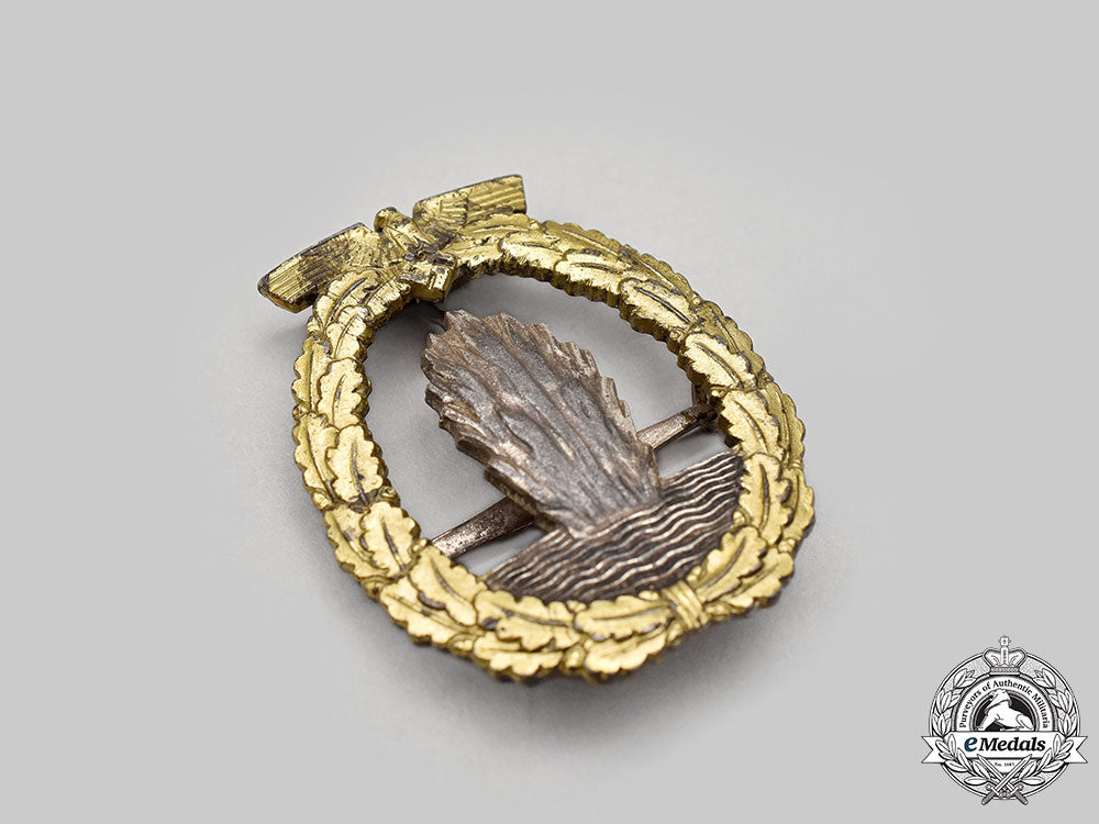 germany,_kriegsmarine._a_minesweeper_war_badge,_by_wilhelm_deumer_l22_mnc3516_693