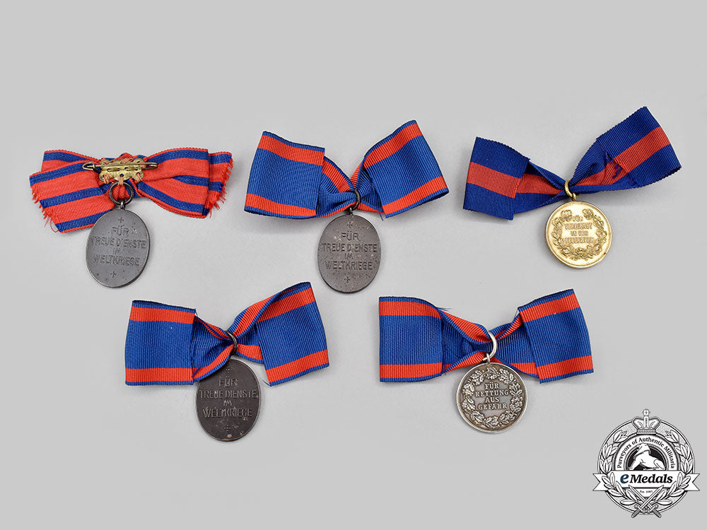 oldenburg,_grand_duchy._a_mixed_lot_of_decorations_l22_mnc3830_891