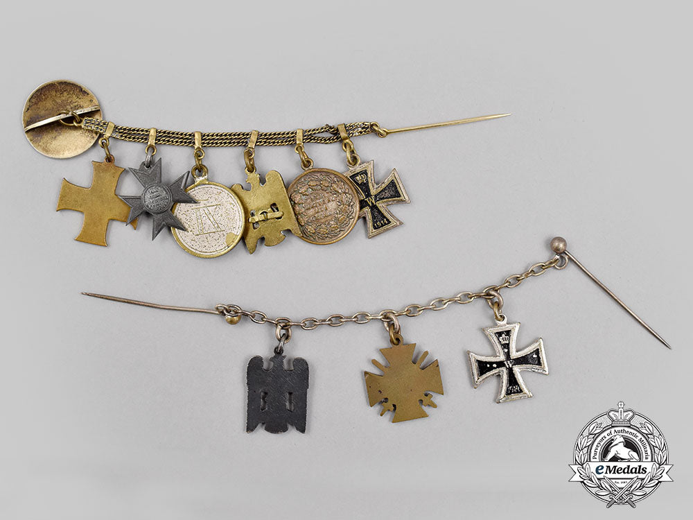 germany,_weimar_republic._a_pair_of_miniature_medal_chains_for_first_world_war_and_freikorps_service_l22_mnc3908_178